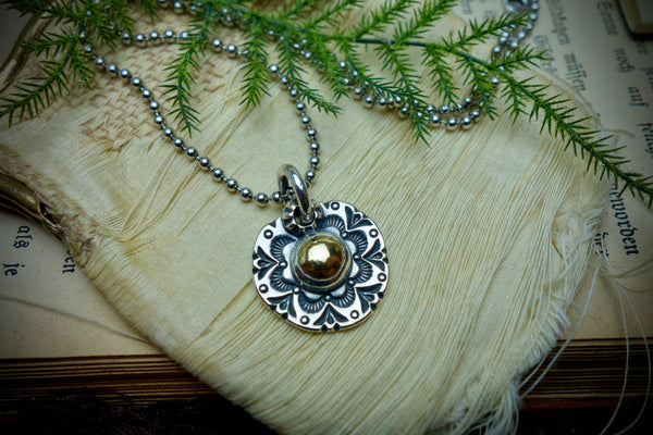 Silver Pendant „GOLD CAB“