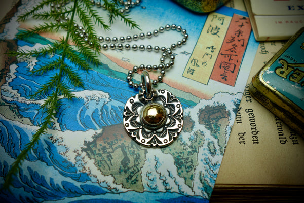 Silver Pendant „GOLD CAB“