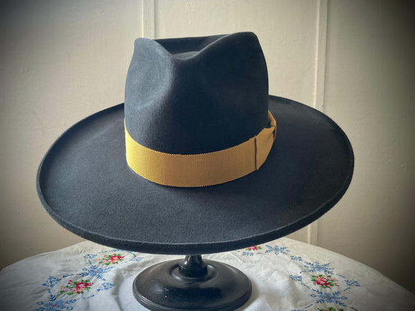 Hat „MAVERICK“, Dark Grey, Yellow Hat Band, Western Weight, Size 60cm