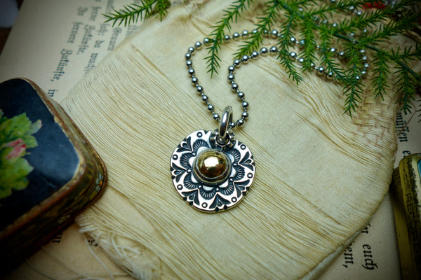 Silver Pendant „GOLD CAB“