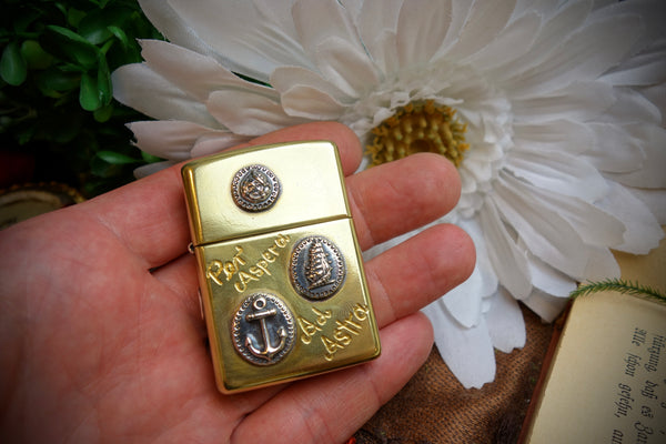 Storm Lighter „PER ASPERA AD ASTRA“