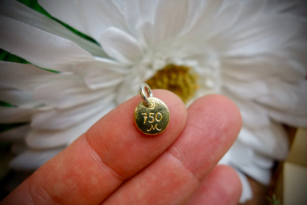 Gold Charm „KEEP SMILING“