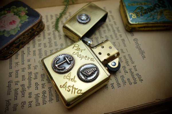 Storm Lighter „PER ASPERA AD ASTRA“