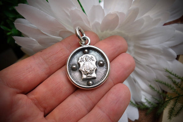 Silver Pendant „OUR LADY OF SAN JUAN DE LOS LAGOS“