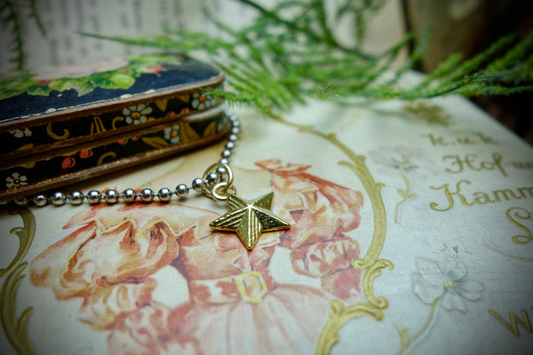 Gold Pendant „STAR“