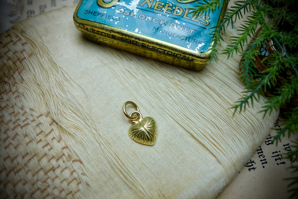 Gold Pendant „HEART“