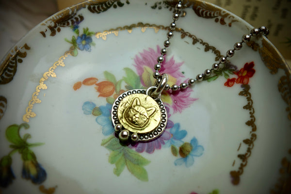 Silver Pendant „GRUMPY KITTY“