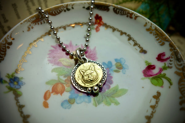 Silver Pendant „GRUMPY KITTY“