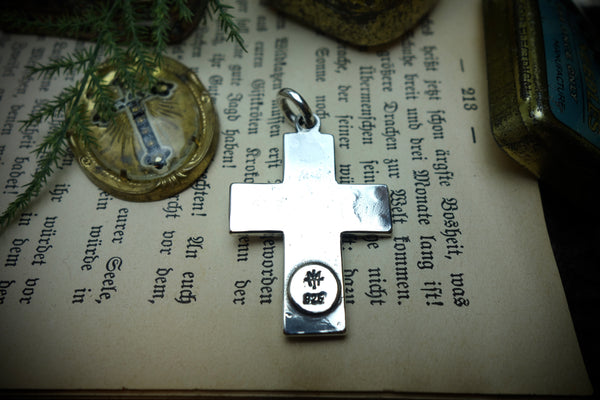 Silver Pendant „SACRED HEART CROSS“