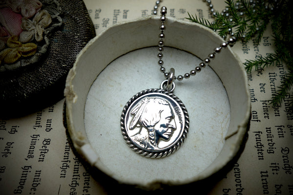 Silver Pendant „INDIAN HEAD MEDAL“