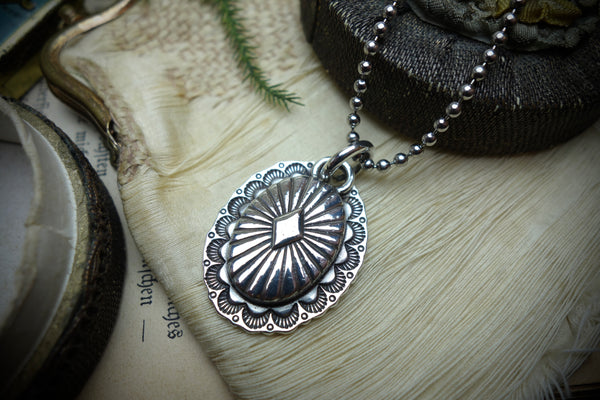 Silver Pendant „CONCHO OVAL“