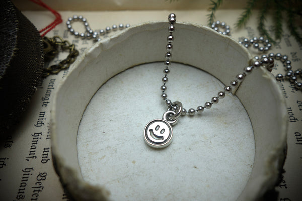 Silver Pendant „KEEP SMILING“