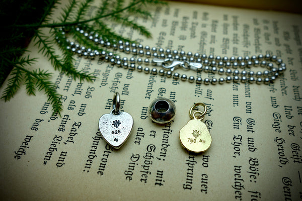 Charm Set „PILGRIM“