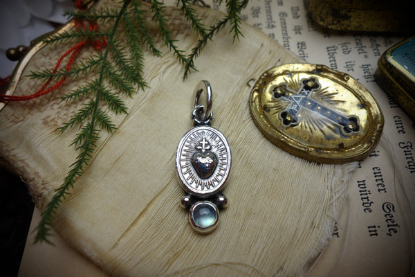 Silver Pendant „SACRED HEART“