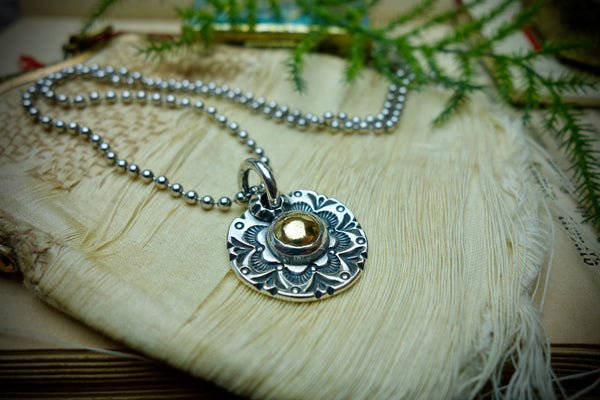 Silver Pendant „GOLD CAB“