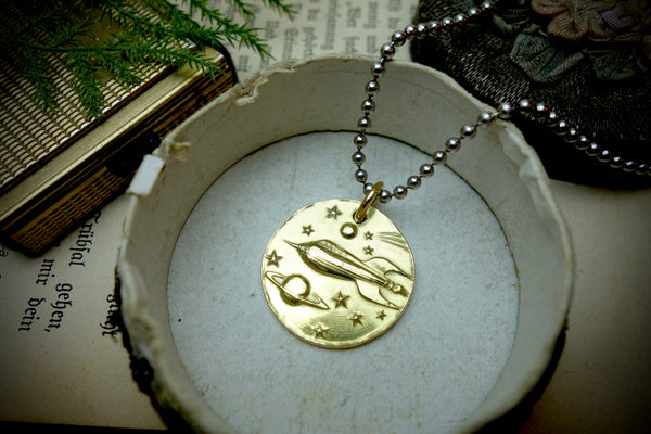 Gold Pendant „DREAM BIG“