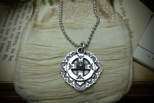 Silver Pendant „MEDICINE WHEEL“