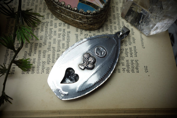 Silver Pendant „MOTHER MARY“