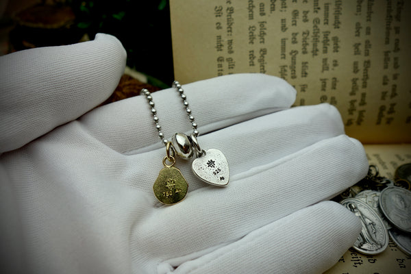 Charm Set „PILGRIM“