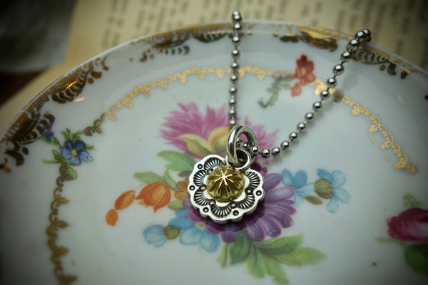 Silver Pendant „GOLDEN CONCHO“