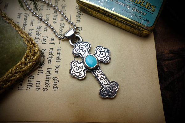 Silver Pendant „TURQUOISE CROSS“