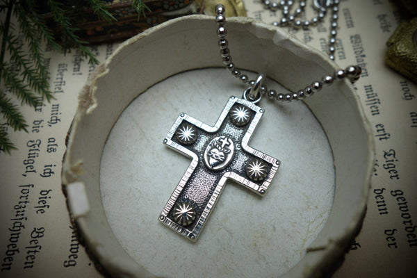 Silver Pendant „SACRED HEART CROSS“