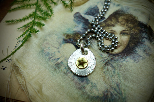 Silver Pendant „GOLDEN STAR“