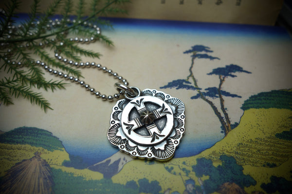 Silver Pendant „MEDICINE WHEEL“