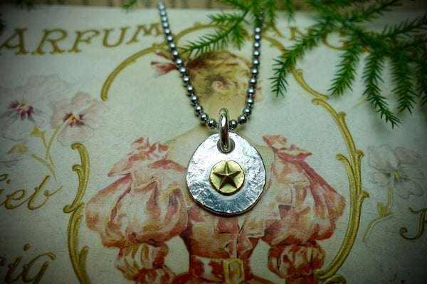 Silver Pendant „GOLDEN STAR“