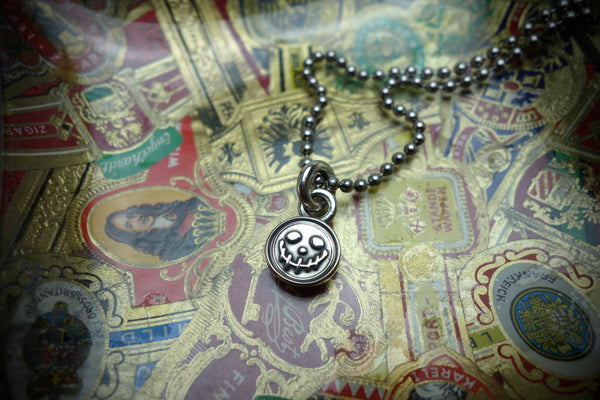 Silver Pendant „QUIRKY ZOMBIE SMILEY“