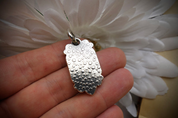 Silver Pendant „MOTHER MARY WITH CHILD“