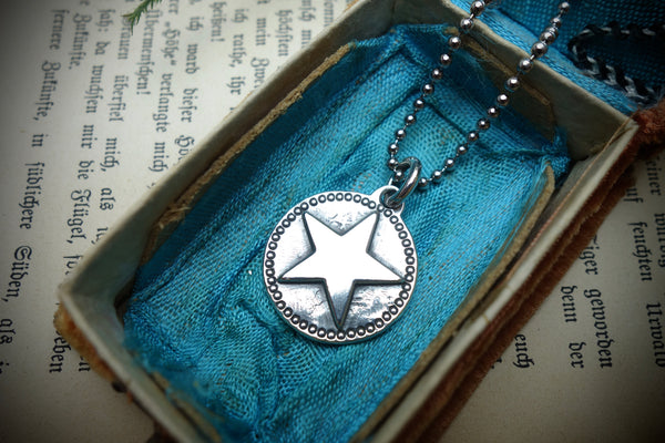 Silver Pendant „STAR MEDAL“