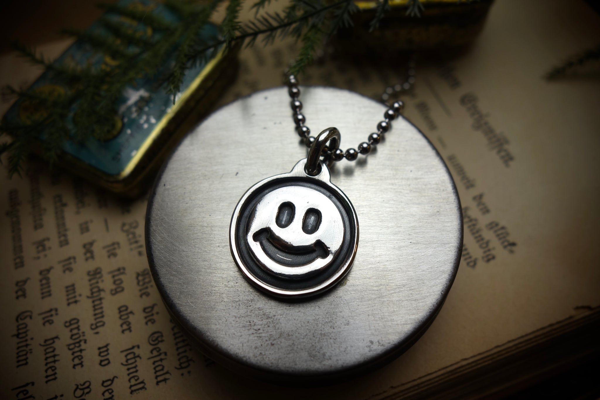 Silver Pendant „KEEP SMILING“