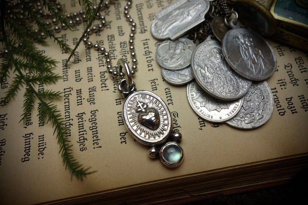 Silver Pendant „SACRED HEART“