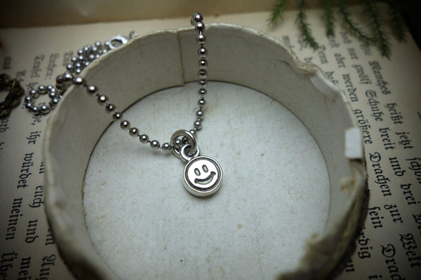 Silver Pendant „KEEP SMILING“