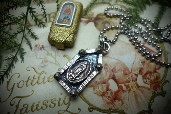 Silver Pendant „LADY OF GUADALUPE“