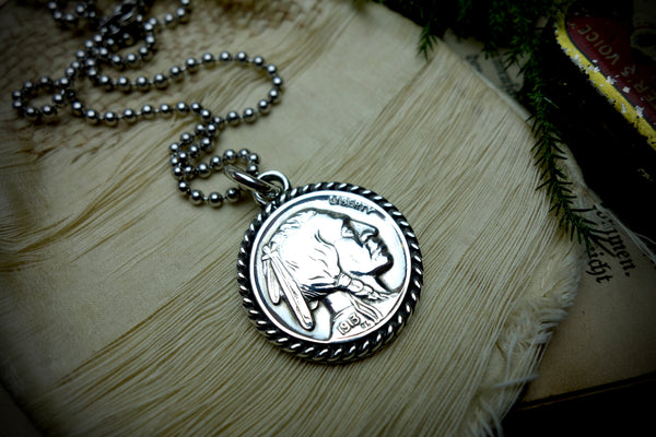 Silver Pendant „INDIAN HEAD MEDAL“
