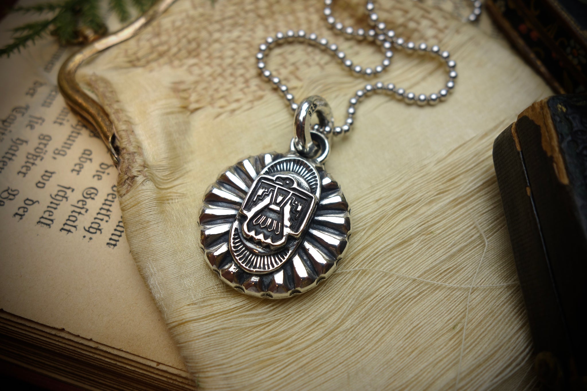 Silver Pendant „HEAVY THUNDERBIRD MEDAL“