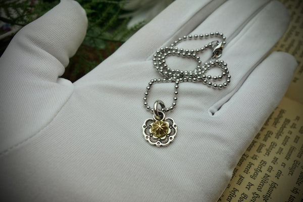 Silver Pendant „GOLDEN CONCHO“