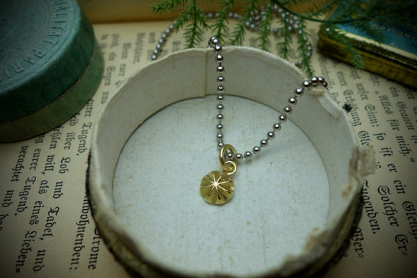 Gold Pendant „GOLDEN CONCHO“