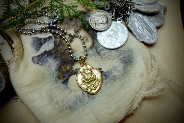 Gold Pendant „ETERNAL LOVE“