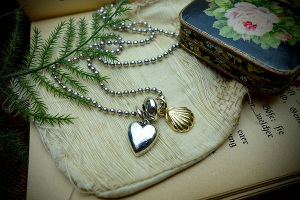 Charm Set „PILGRIM“
