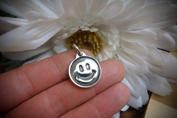 Silver Pendant „KEEP SMILING“