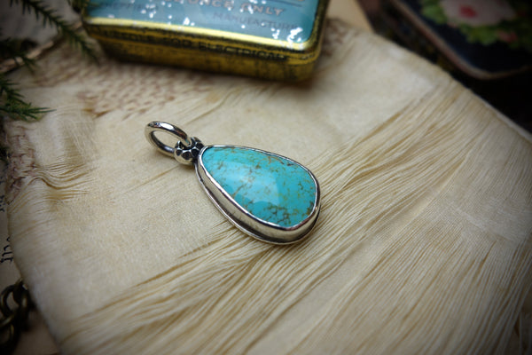 Silver Pendant „TURQUOISE DROP“