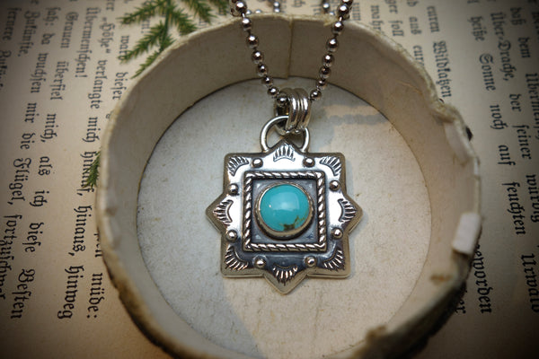 Silver Pendant „KINGMAN STAR CONCHO“