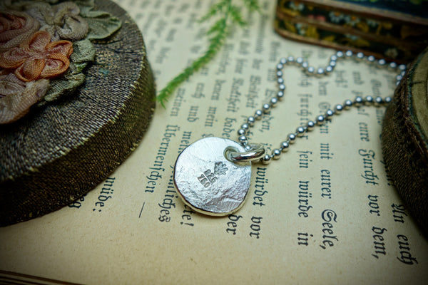 Silver Pendant „GOLDEN STAR“