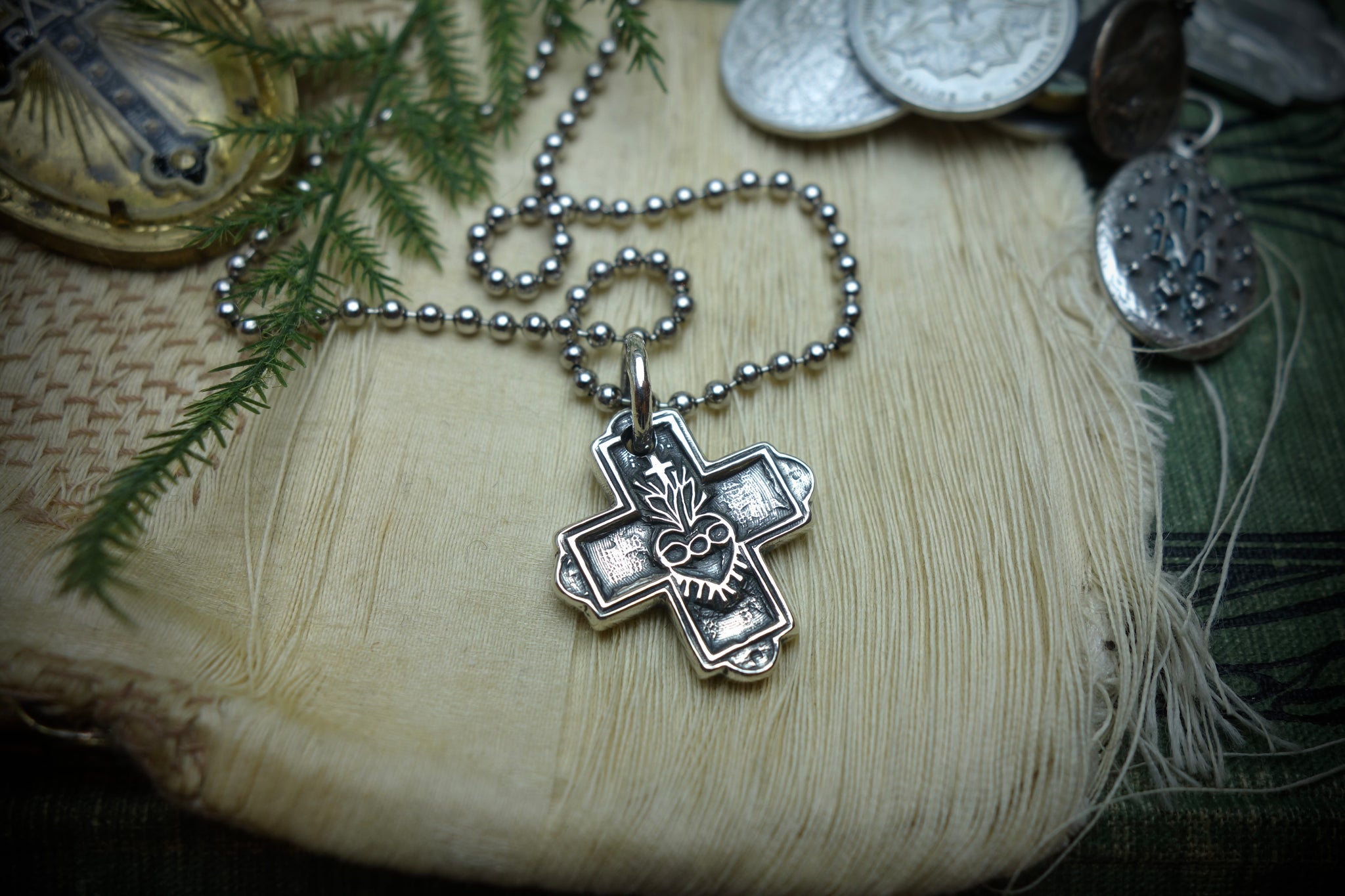 Silver Pendant „SACRED HEART CROSS“
