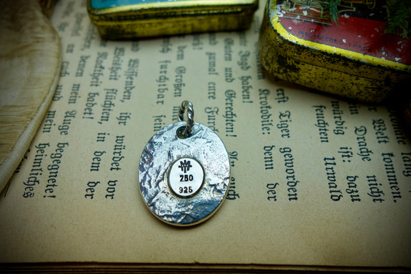 Silver Pendant „KEEP SMILING“