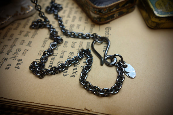 Silver Chain „BLACK ANCHOR“