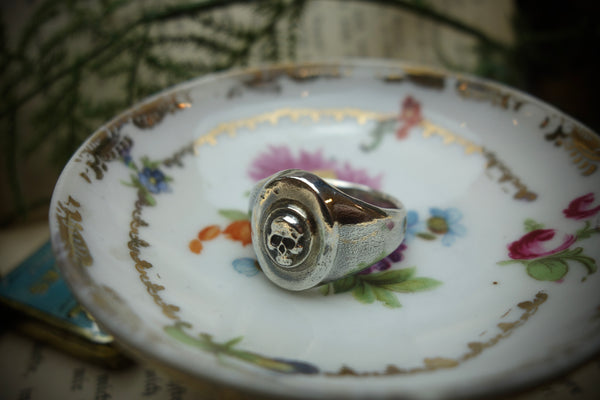 Signet Ring „MEMENTO MORI“, U.S. Size 11 3/4